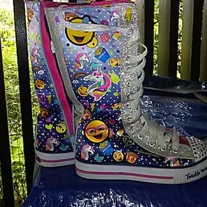 Tinkle toes high top sneakers